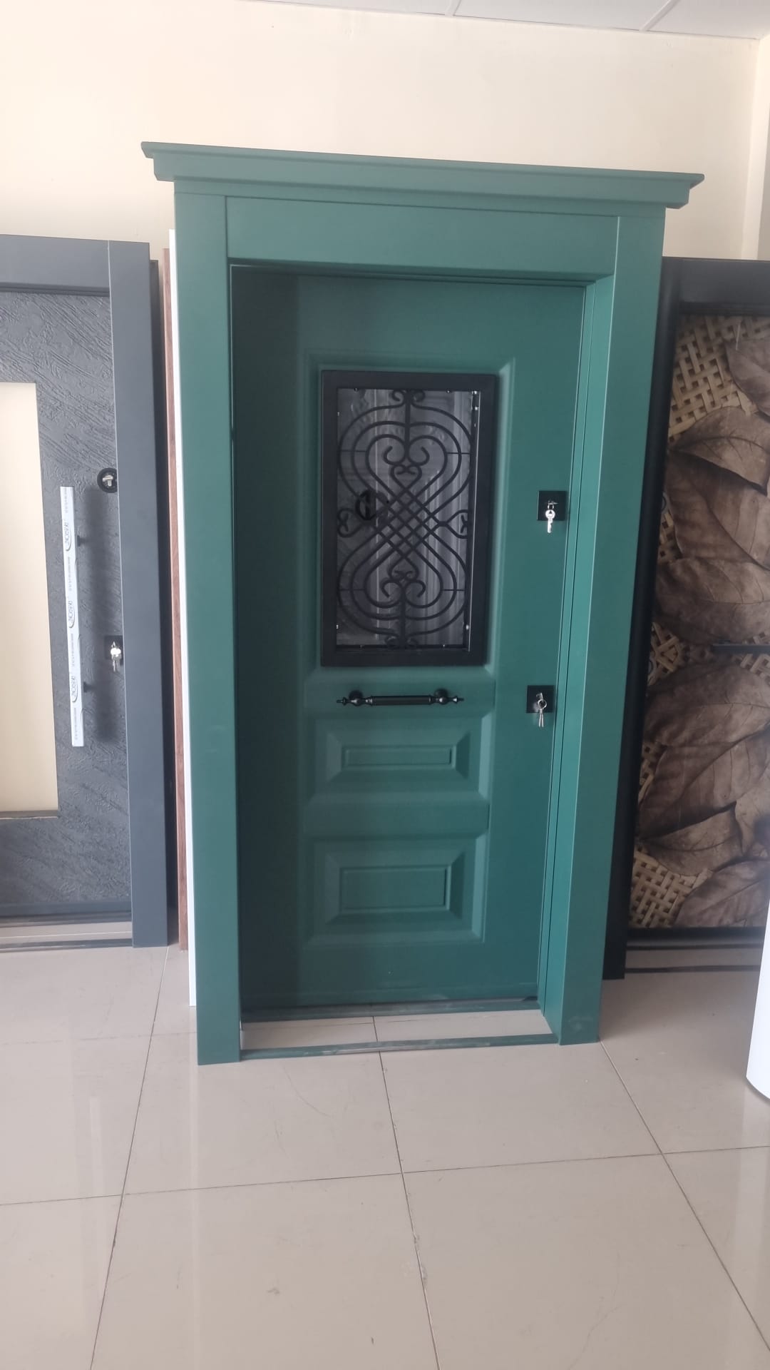 Gül Evim Dekorasyon Gül Çelik Kapı